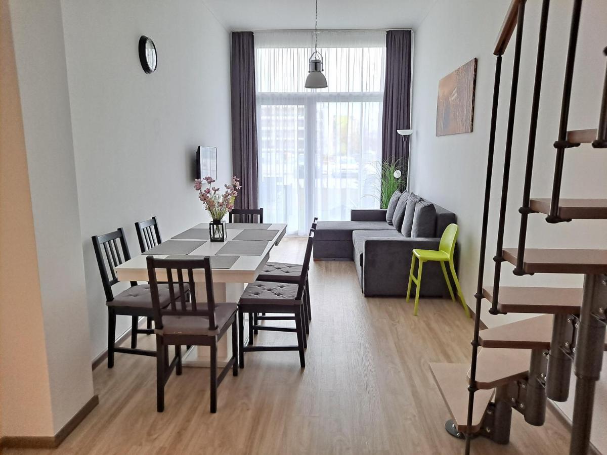 Vizparti Silver X Apartman Siofok Ngoại thất bức ảnh